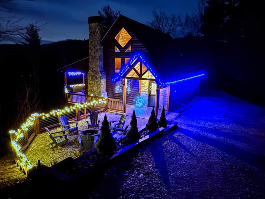 Holiday spirit at Enchanted Cove