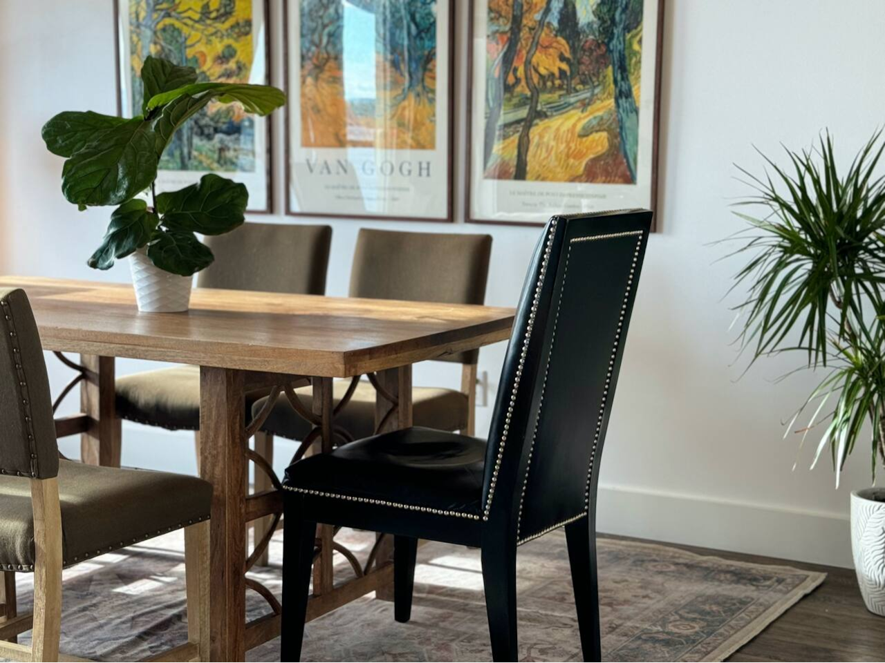 Warm, Stylish Dining Area