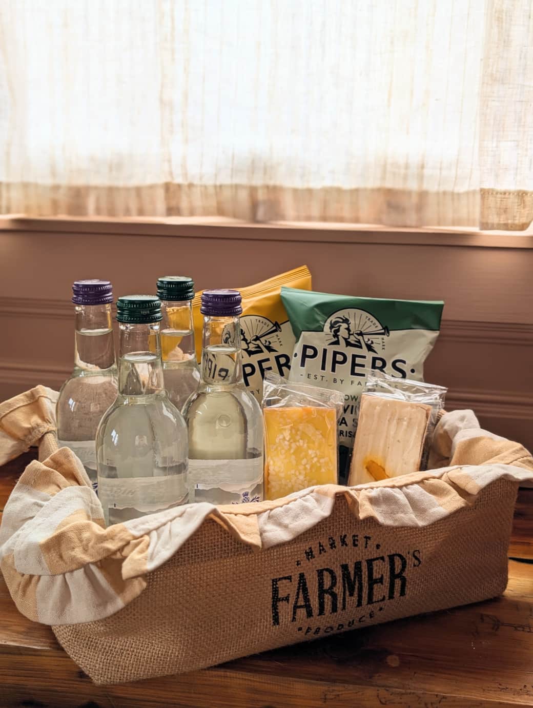 PXL 20250516 112422525