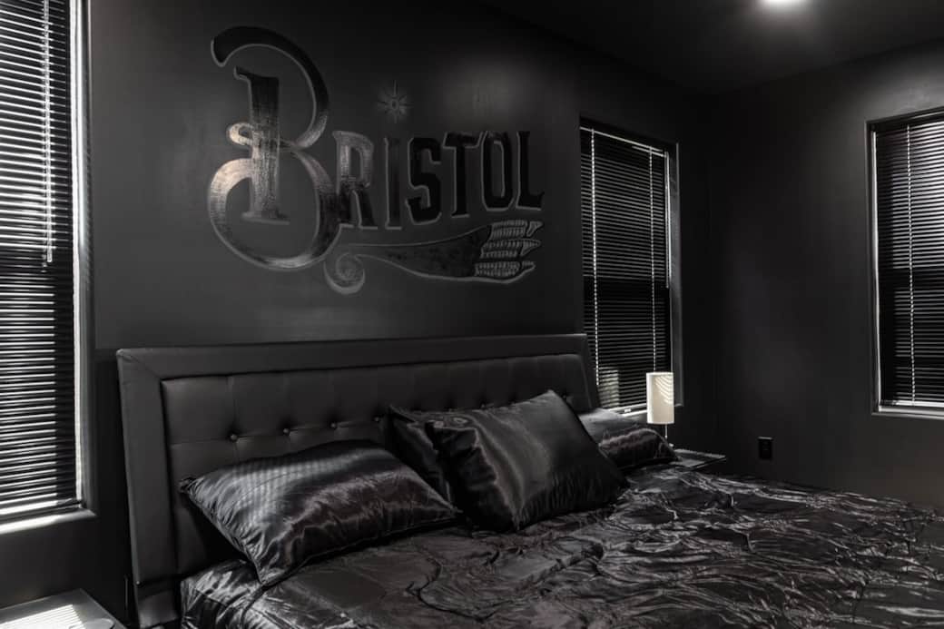Master suite