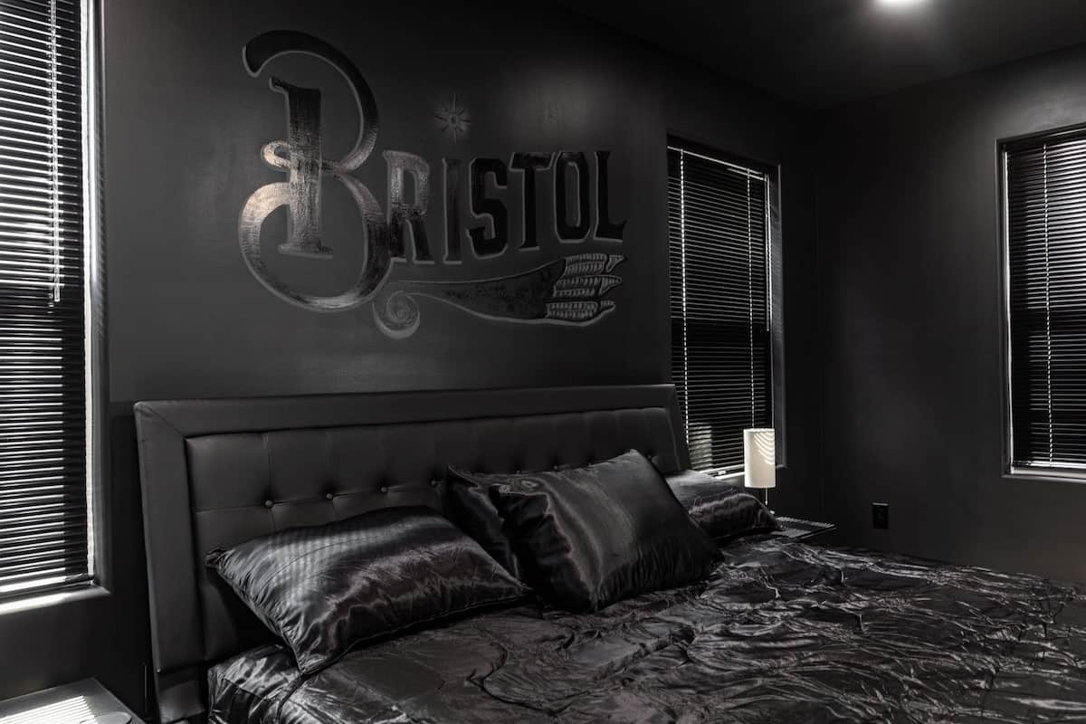 Master suite