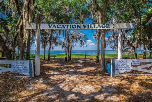 Community - Lakeside Access