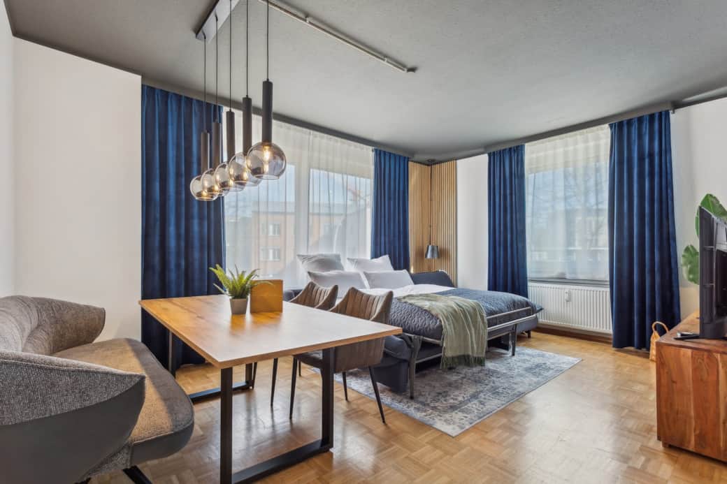 Wohnzimmer mit Schlafmöglichkeit