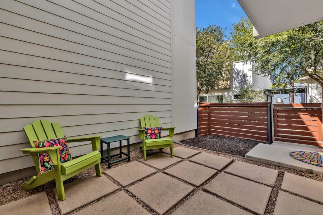 Enjoy a little siesta outside on the patio!