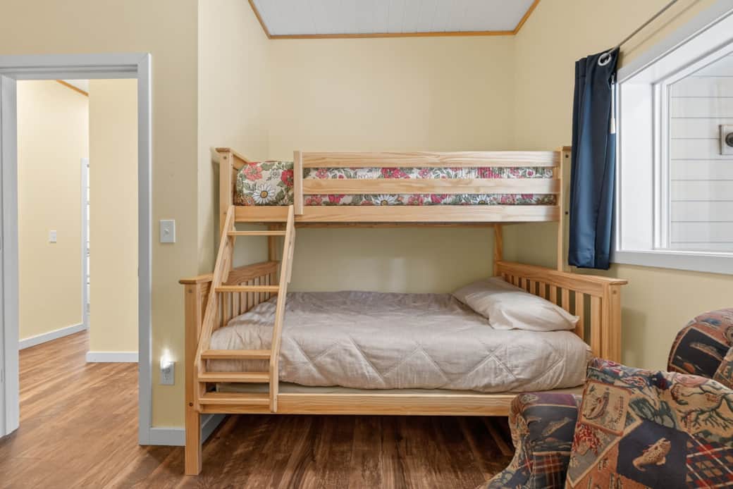 10 web or mls 010 DSC07372