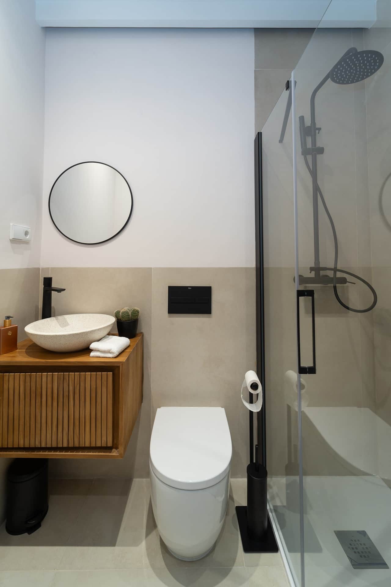 Baño completo con ducha
