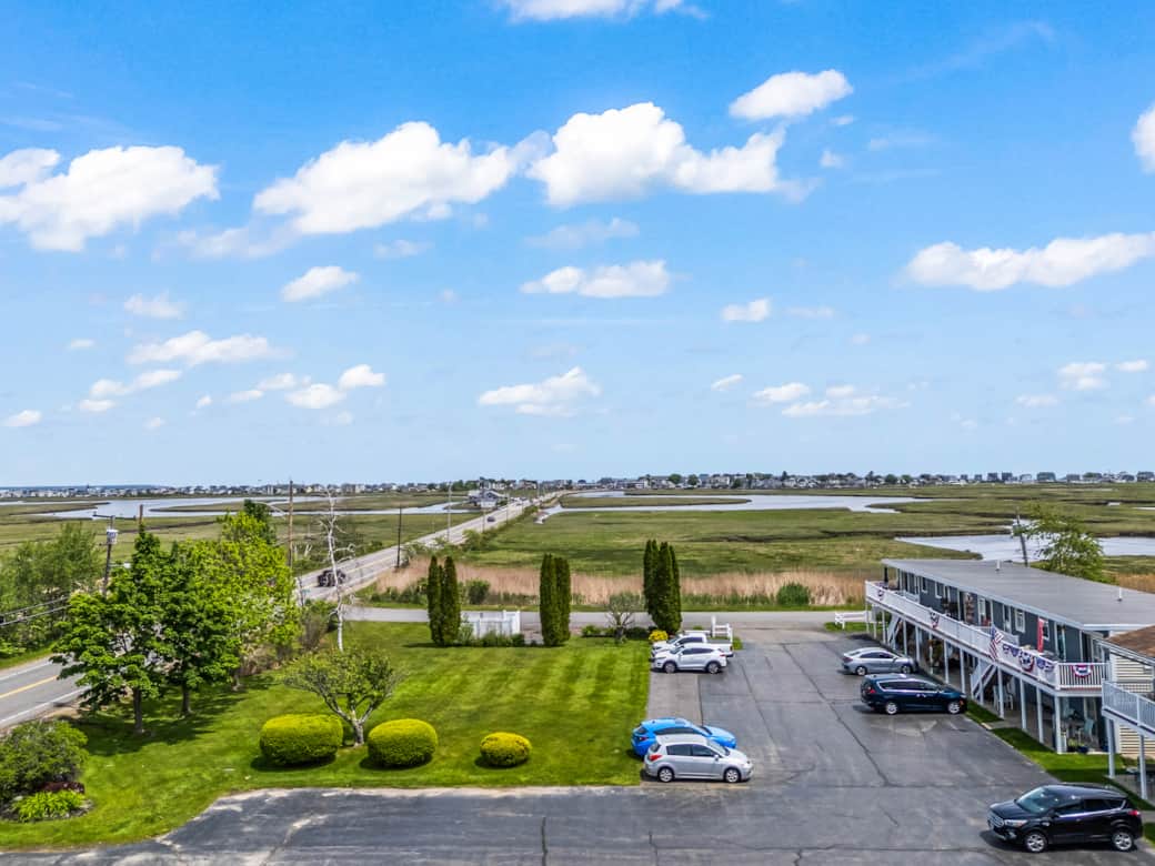 Photos high resolution 85 Mile Road Unit 15 0102