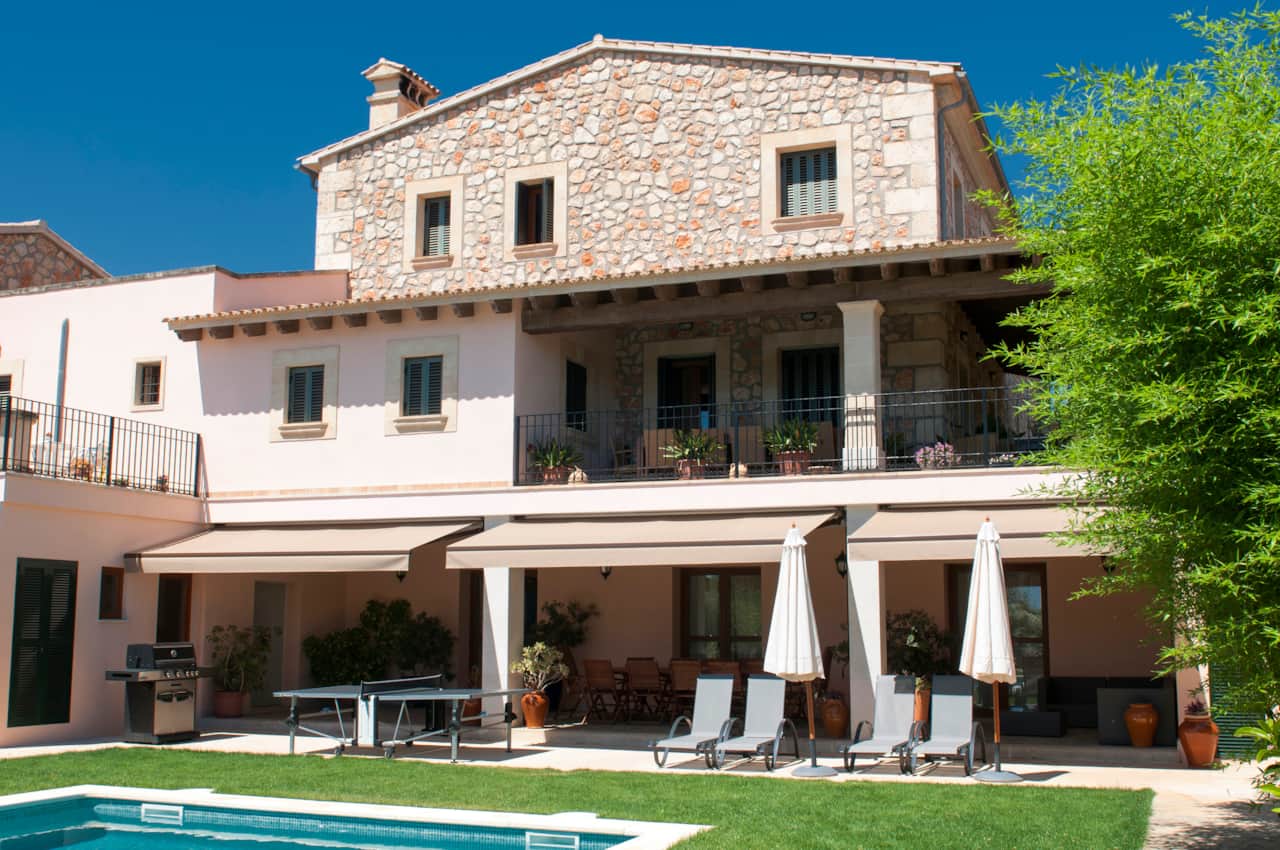 Covered porch level pool - Can Corem de Son Moix