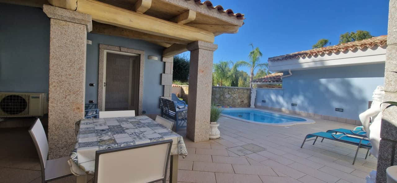 Loggia Dependance and swimming pool