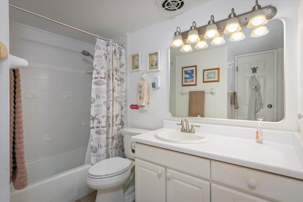 Bathroom 11