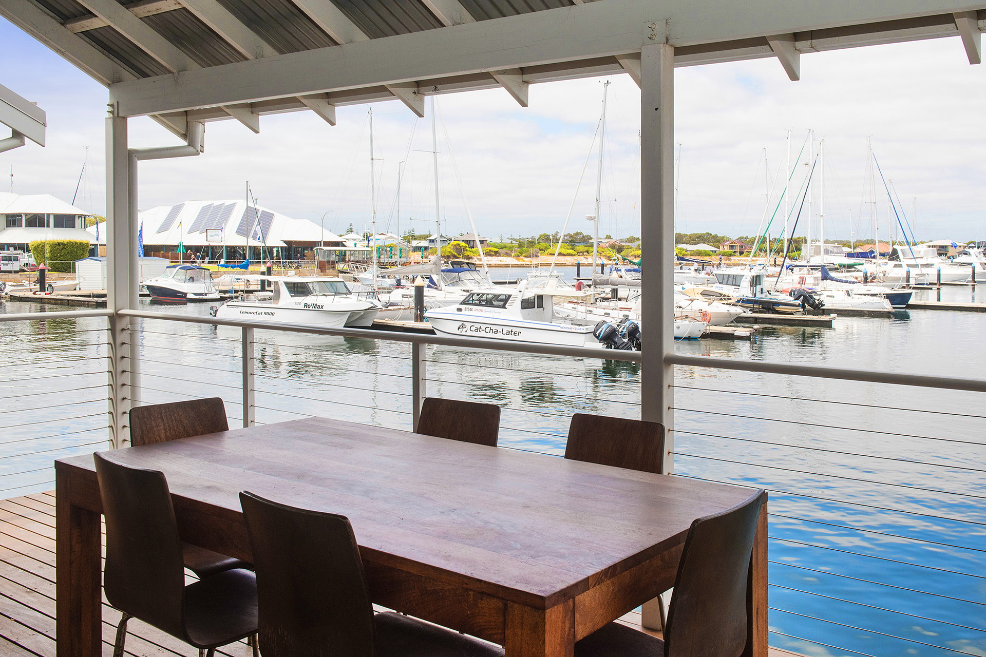 Waters Edge Holiday House In Busselton - 