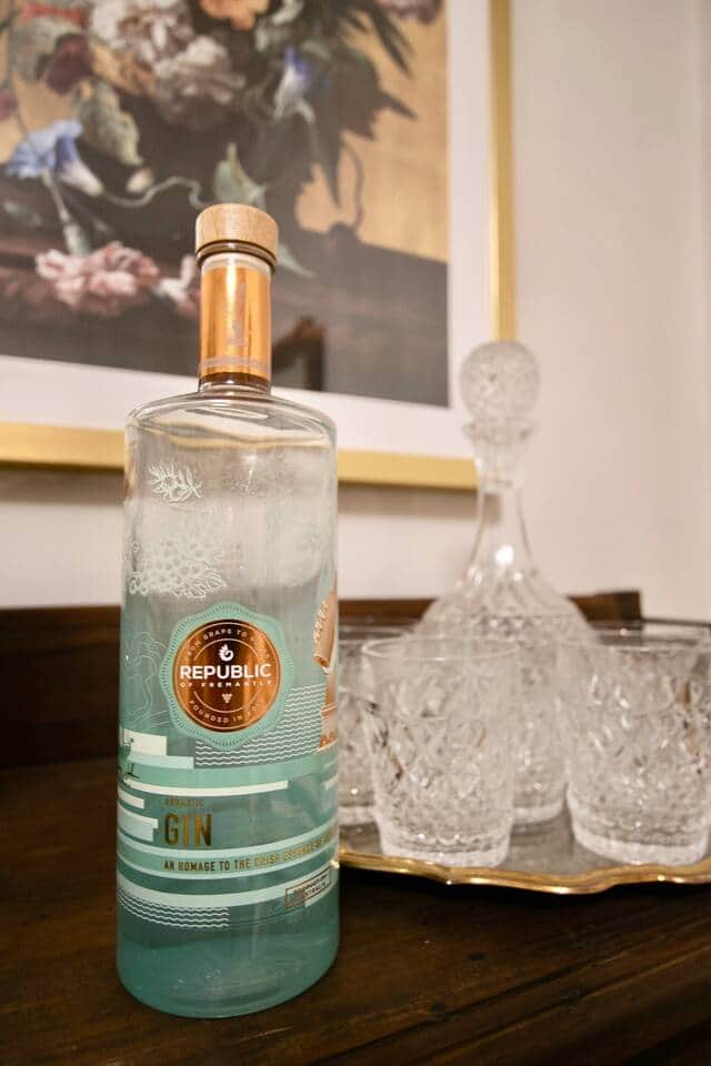 Gin Bar Gin Bar