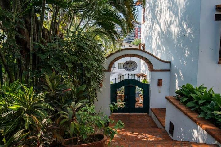 Front gate entry into Selva Romantica complex 