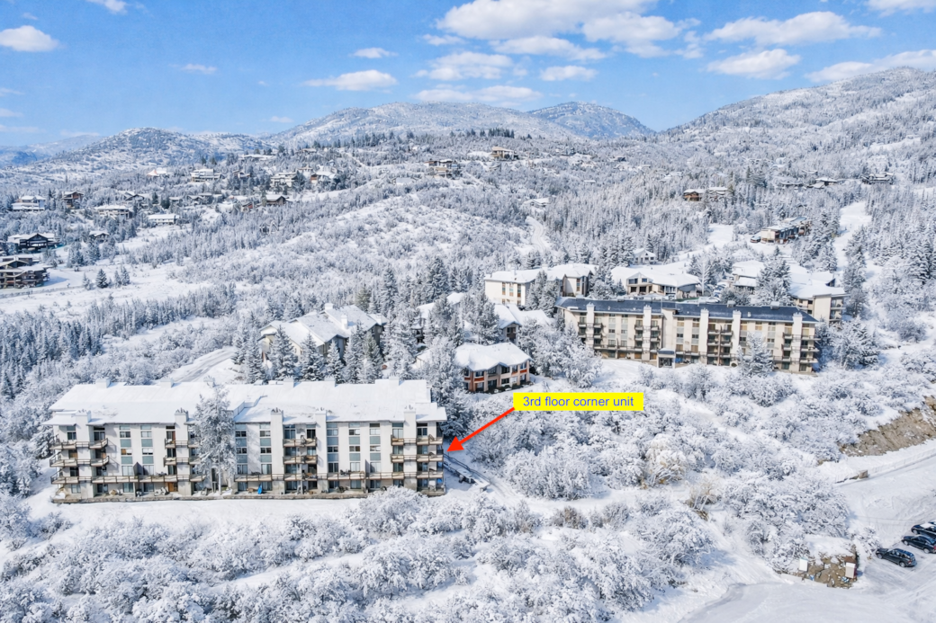 360 degree views from the wrap around deck