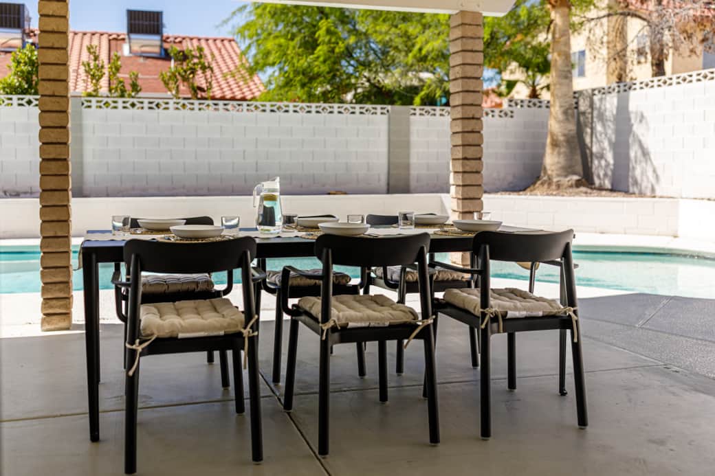 Outdoor Dinning 