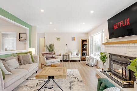Spacious, open concept living room, perfect for family gatherings and building lasting memories. 