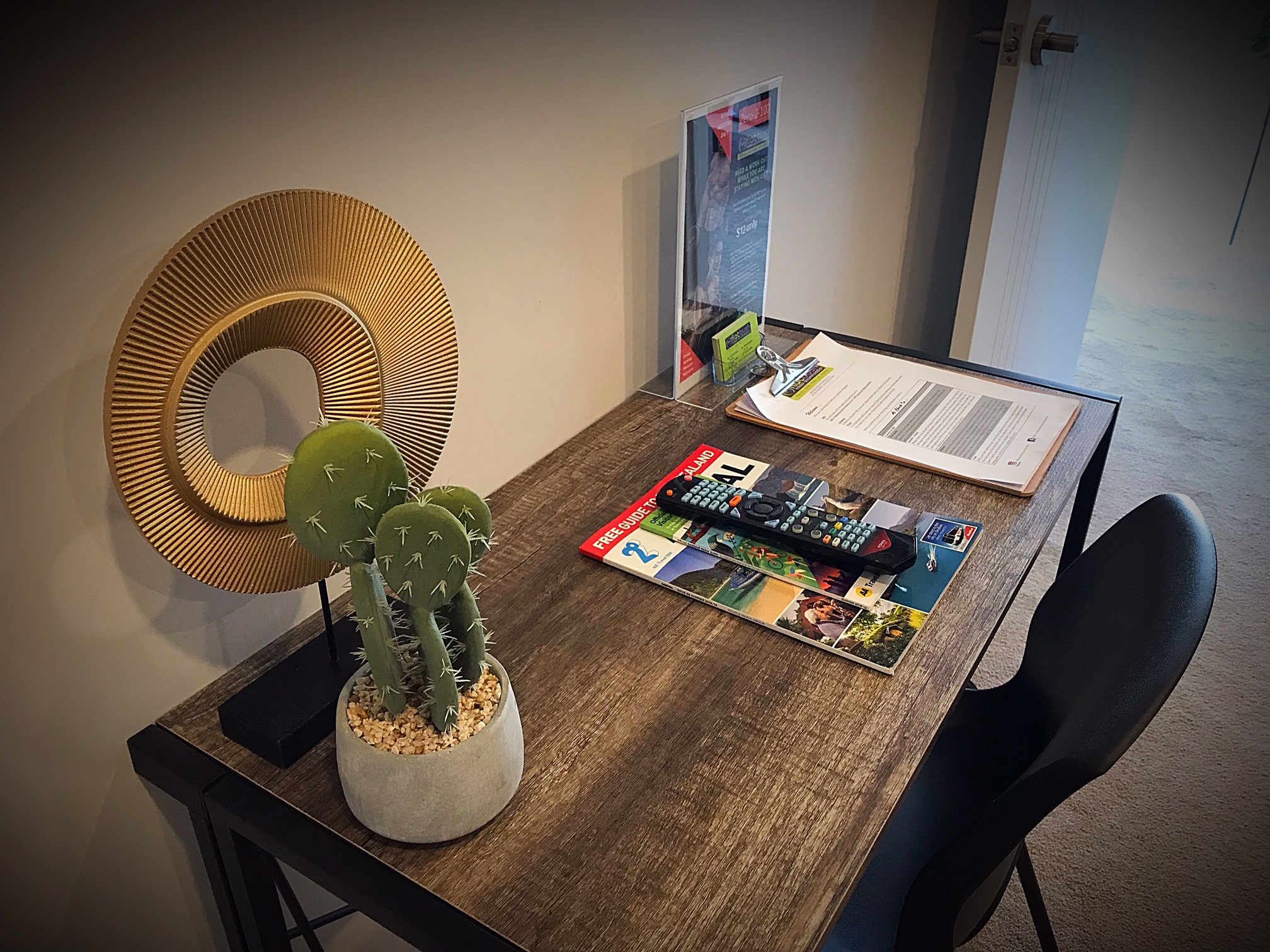 Deluxe Bedroom 1 Flatbush Holiday Accommodation