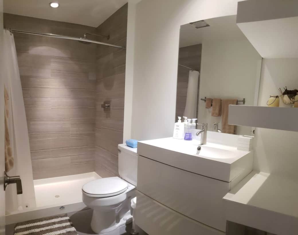 Guest Step-in Shower Guest Step-in Shower