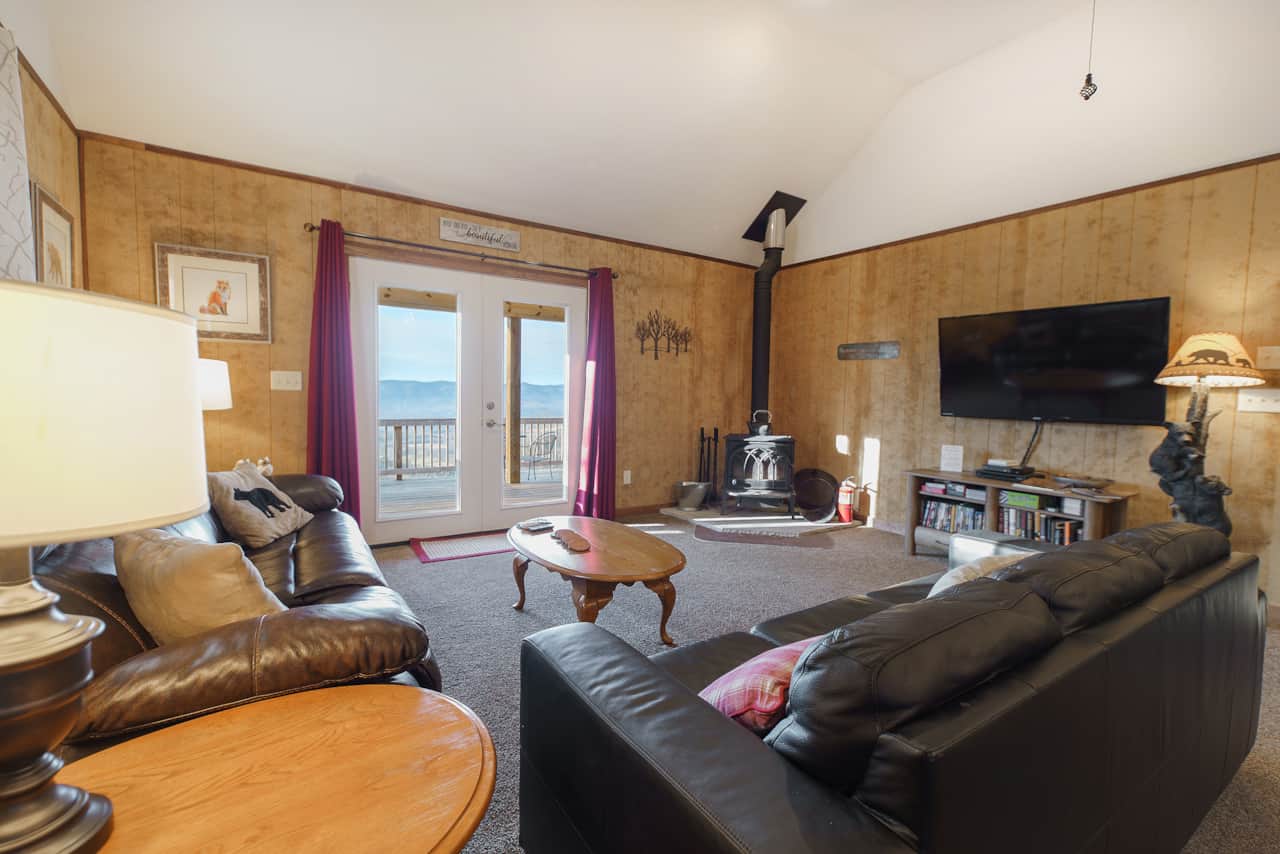 Living room has view of the valley