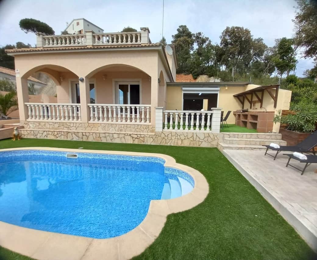 WhatsApp Image 2026-04-19 at 19.05