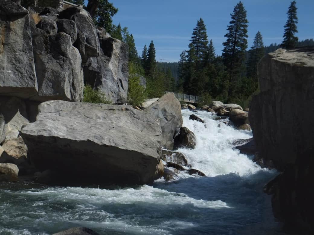 8 minutes away: Stanislaus River whitewater.