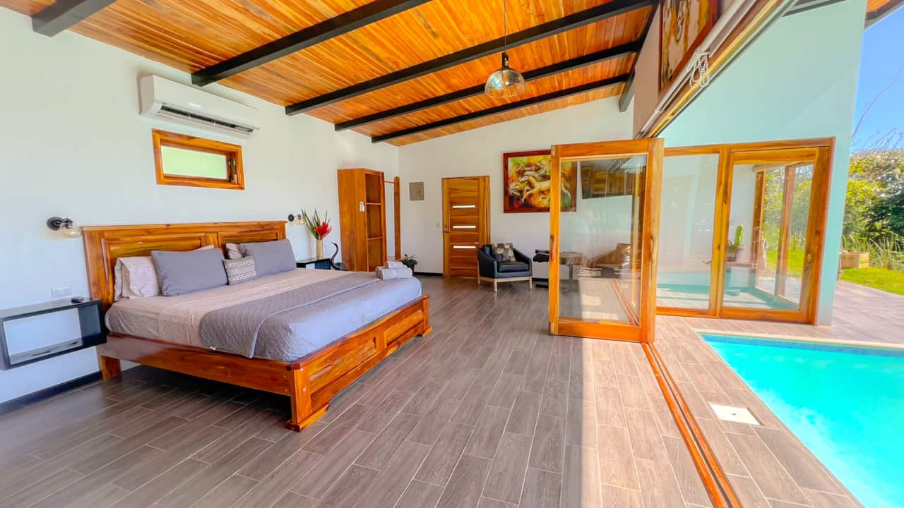 LIVING ROOM BEDROOM