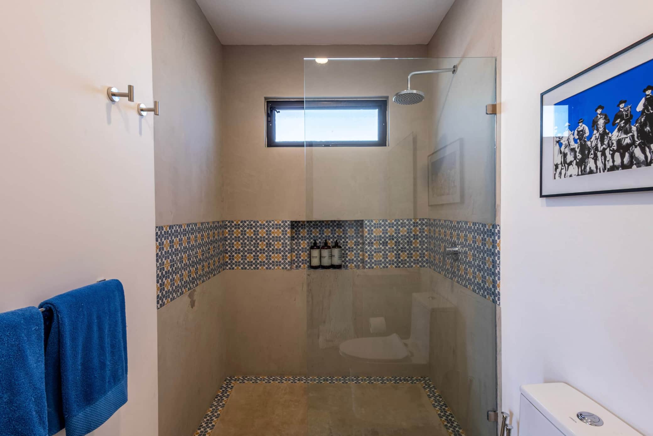 Upstairs Bathroom 2