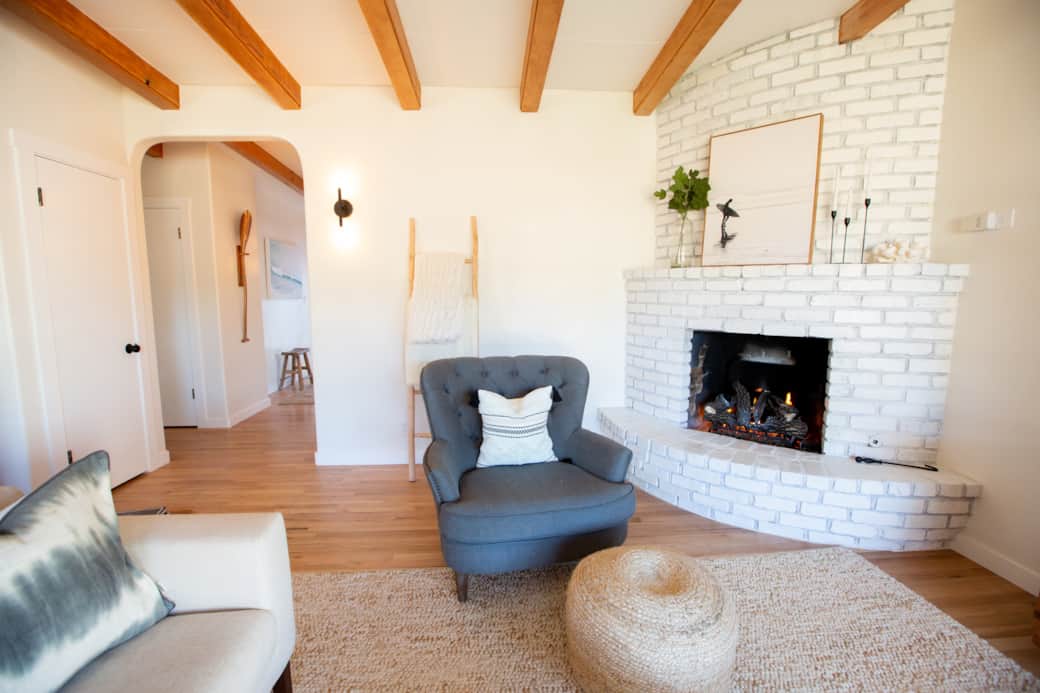 Living Room_pic 2