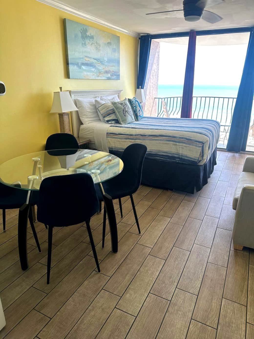Oceanfront Studio Bedroom Dining View Booking Oceanfront Studio Bedroom Dining View Booking