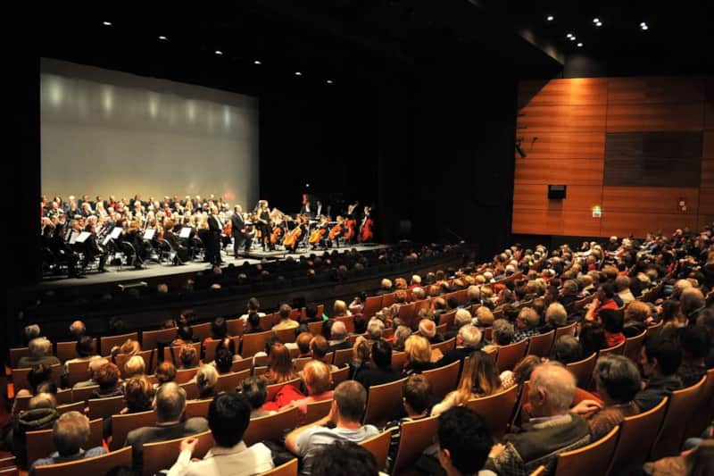 Logement intermittent et artiste — Opéra de Massy