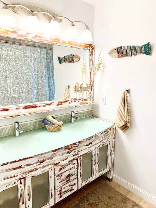 Hallway Bath