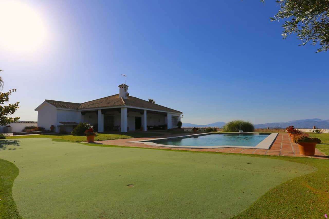 LAS BREÑAS Premium Rural Holiday House - Alhaurín Málaga HOMINGBOOK