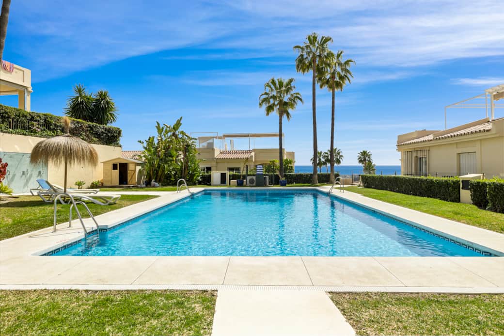 Communal pool Communal pool
