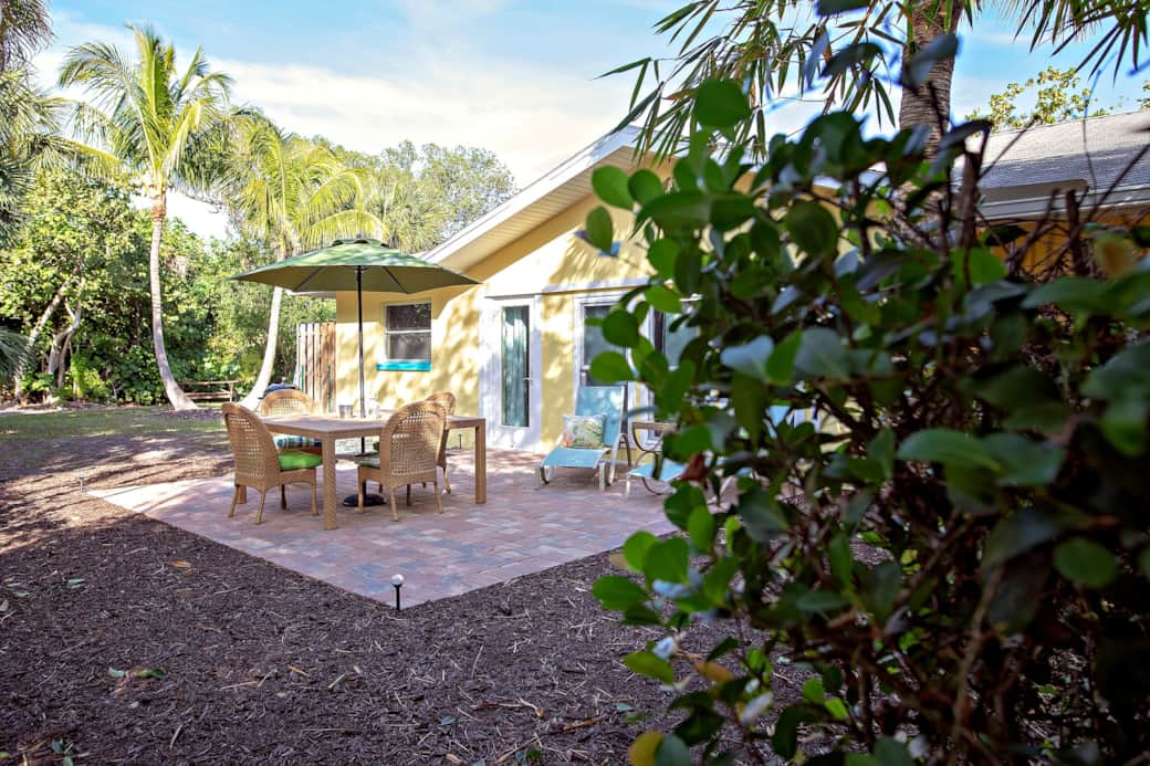 Sanibel_Beach_Cottages_S2patio
