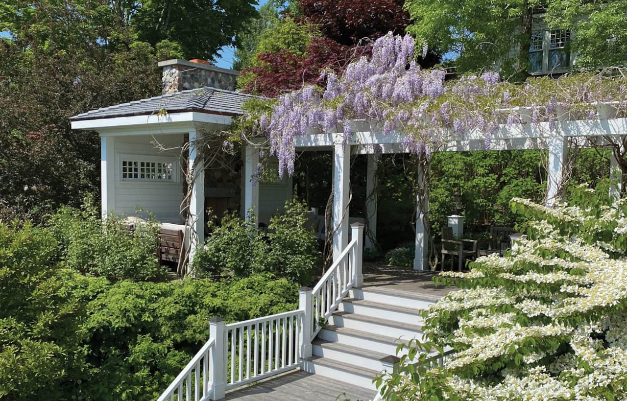 Host the garden party of your dreams - everyday!