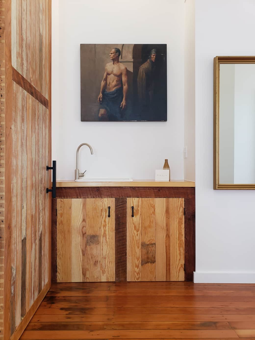 The Royal Block Room 5 Hotel in Waitsburg