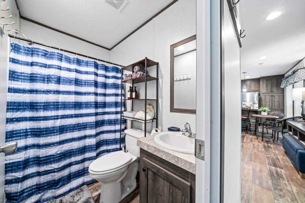 Bathroom 2