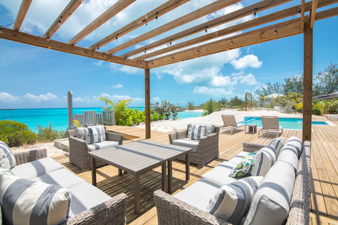 Love Beach House - Exuma Exclusives