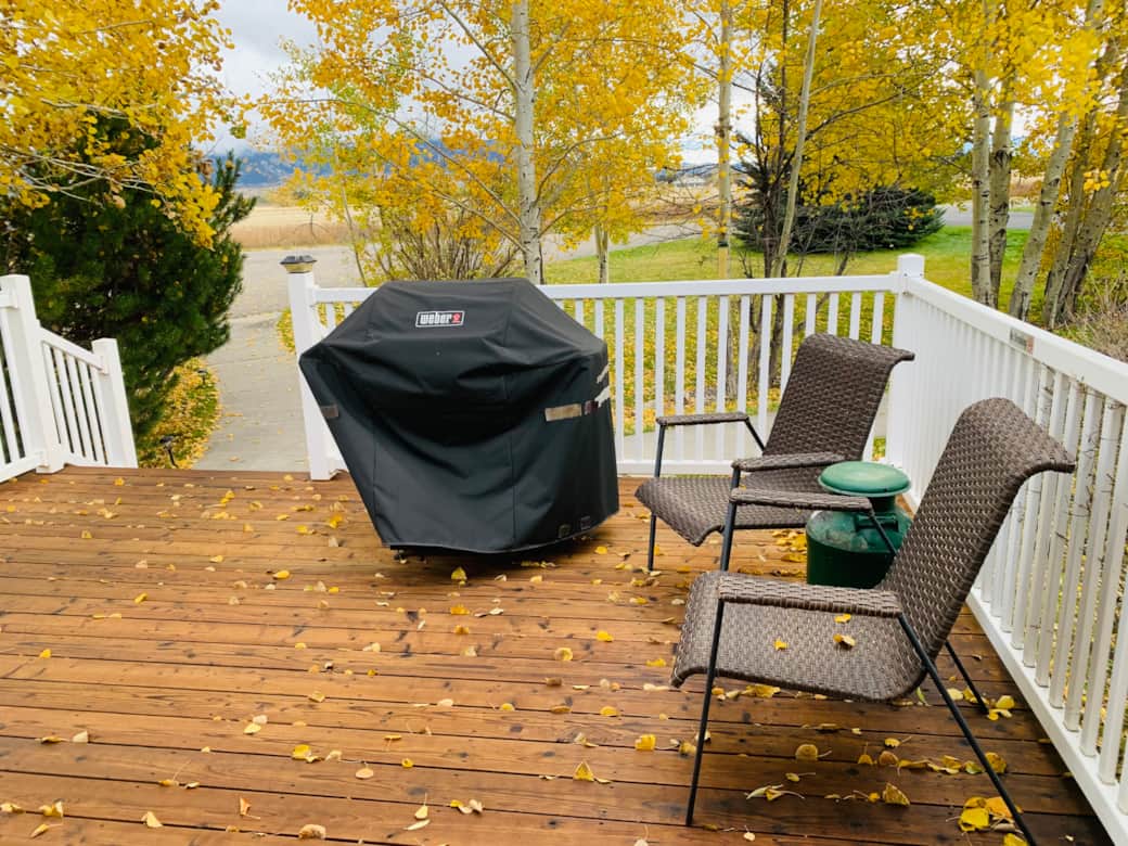 BBQ and patio right out the door