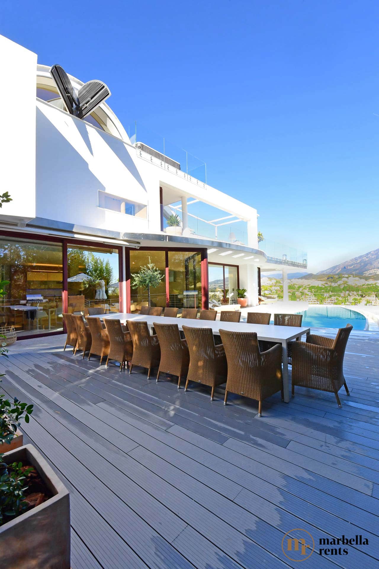 Outdoor family dining table.