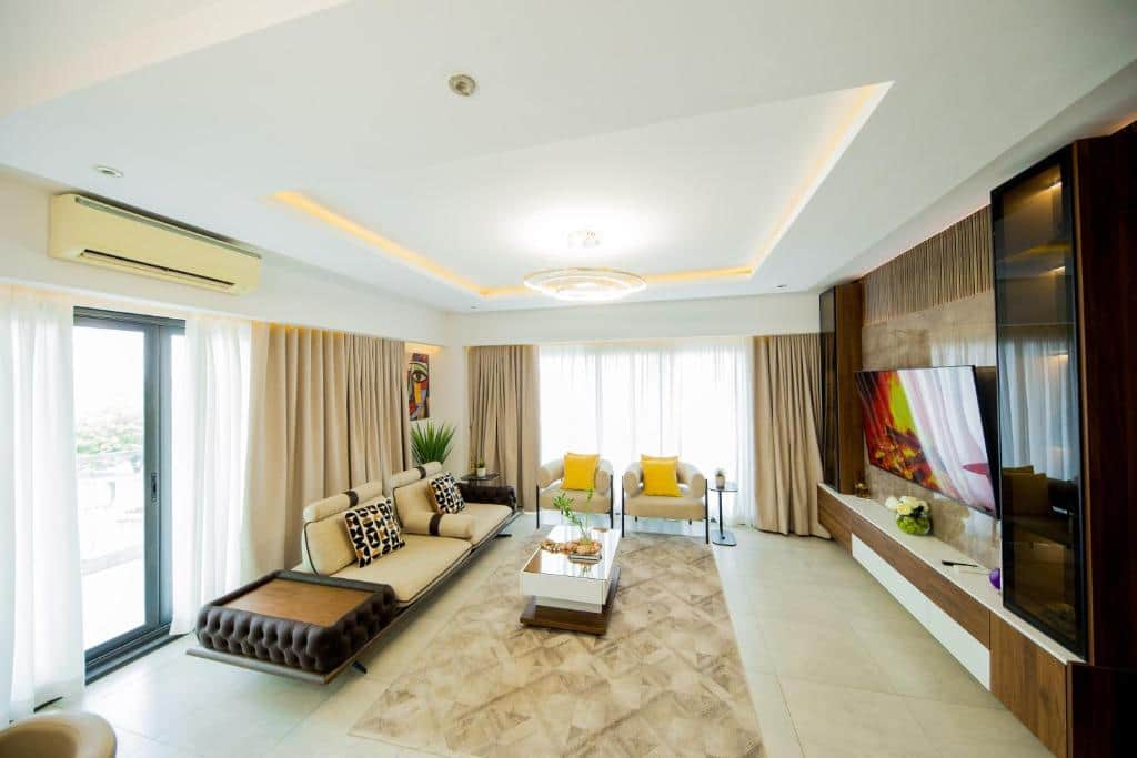 828674152 Living Room