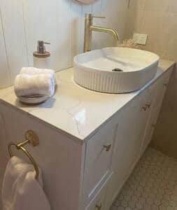 0385bca8 4baa 4dc1 92cd f4e4c9ad0f32