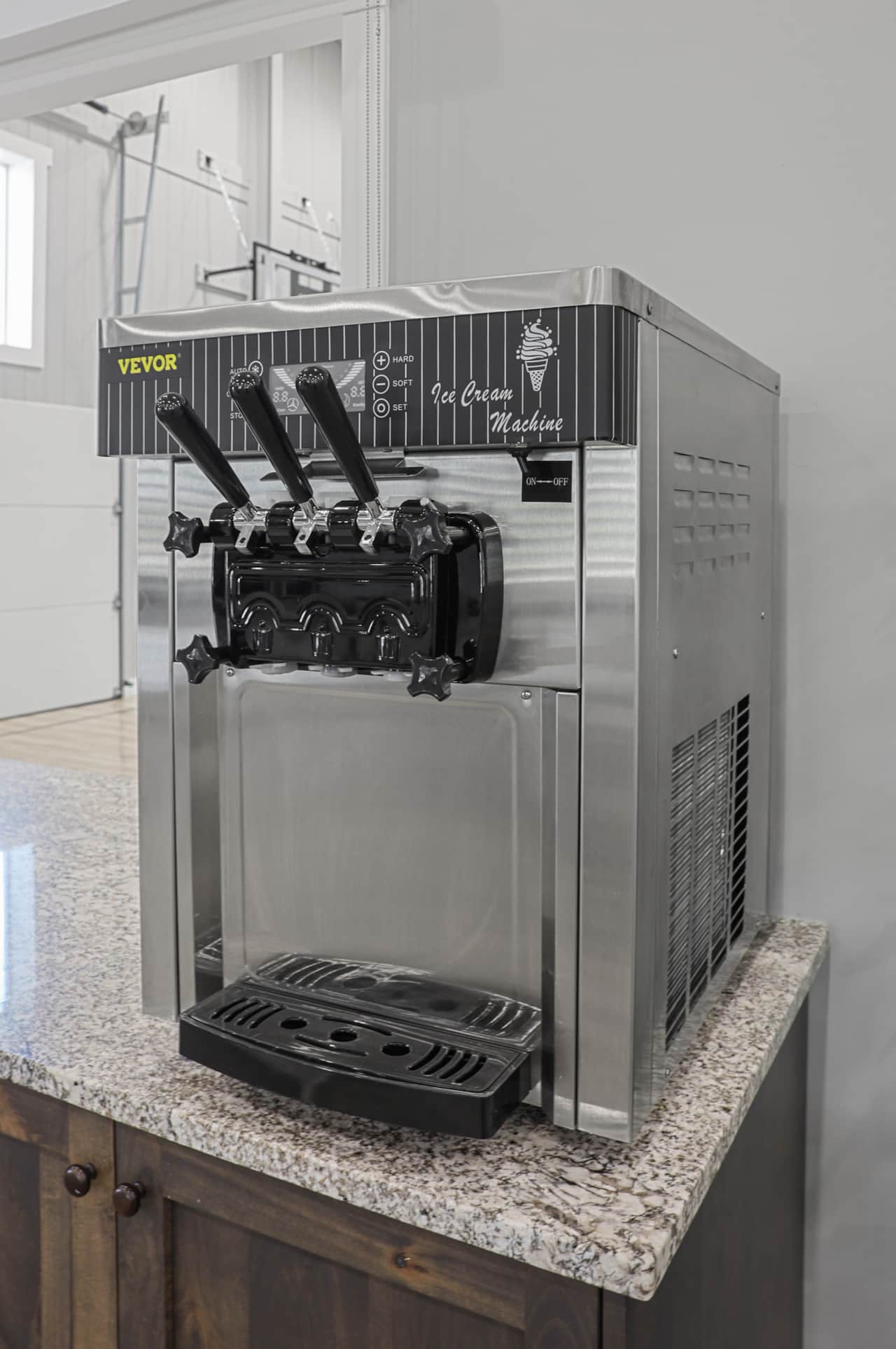 Ice Cream Machine