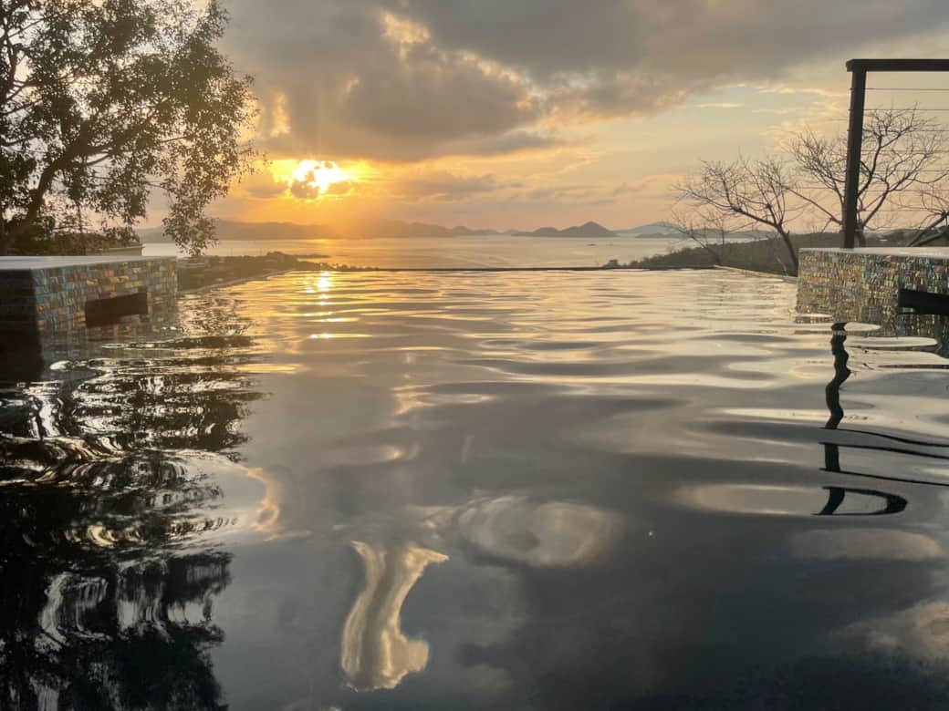 Infinity Water Level