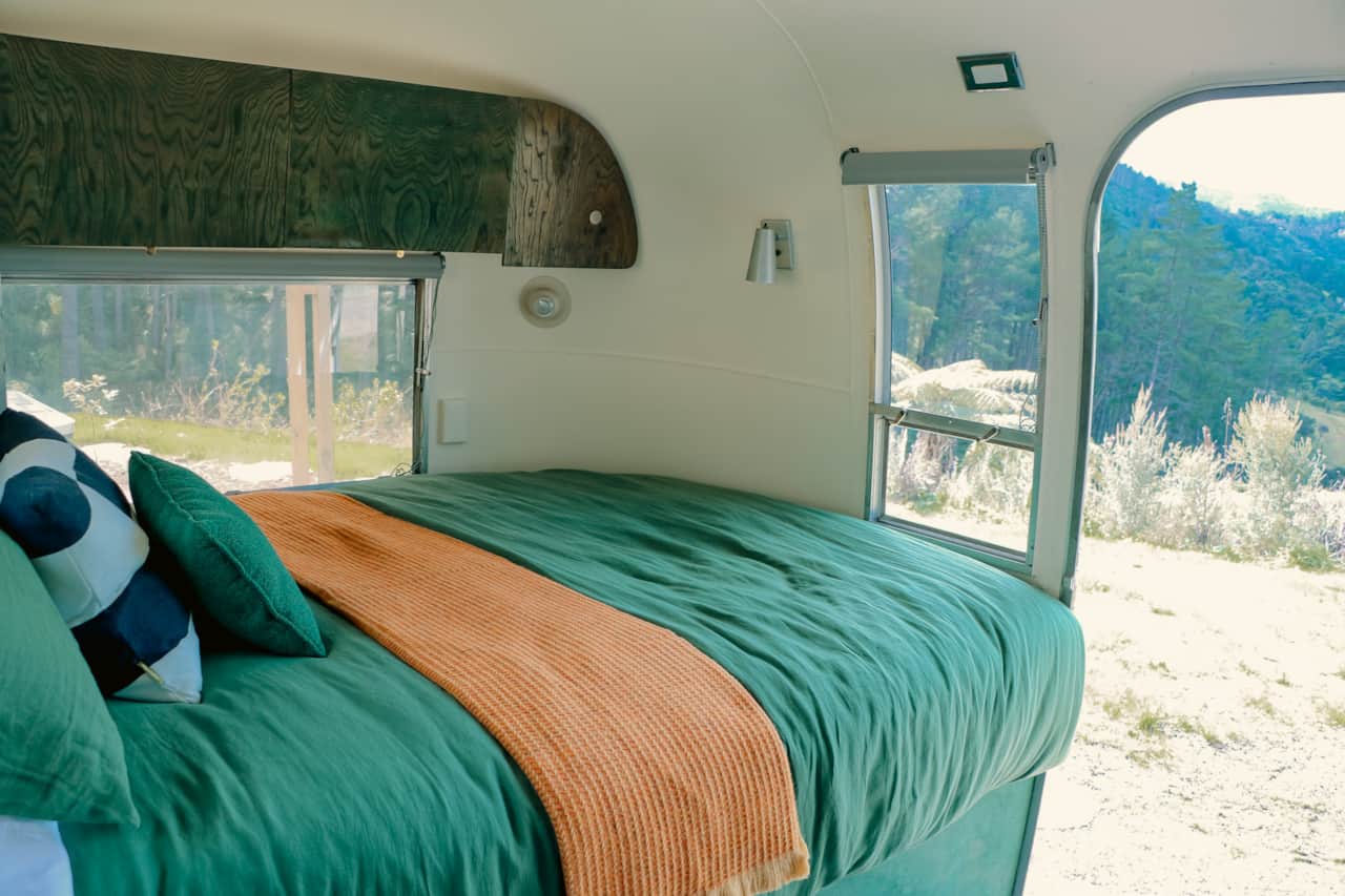 Wake up with an uninterrupted view over the valley below