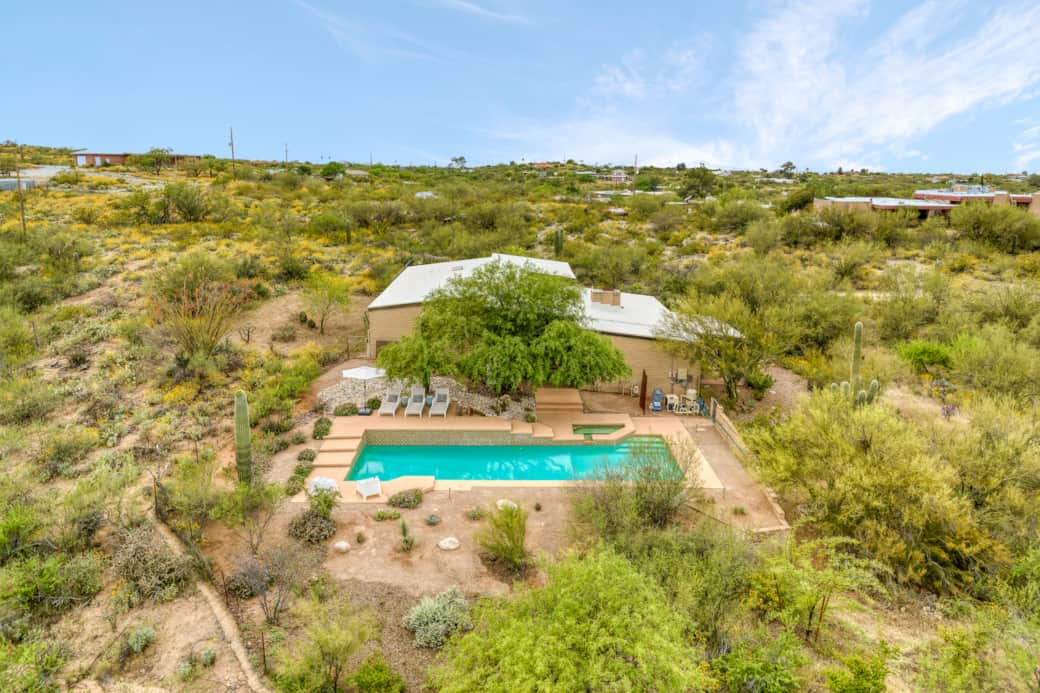 Javelina House and pool.