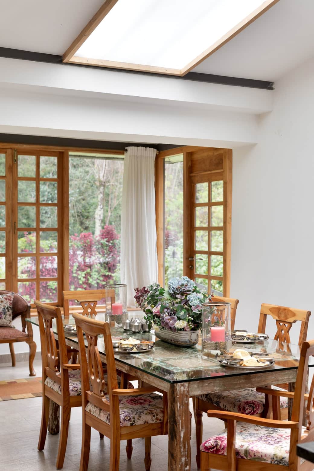 North dining room wide 02