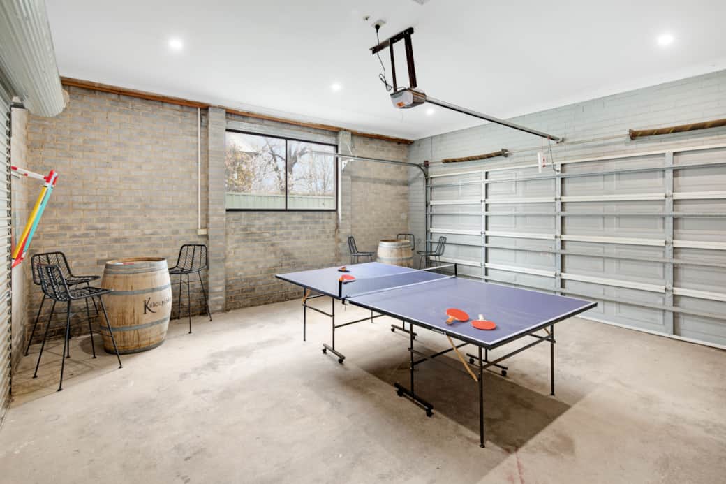 Table tennis