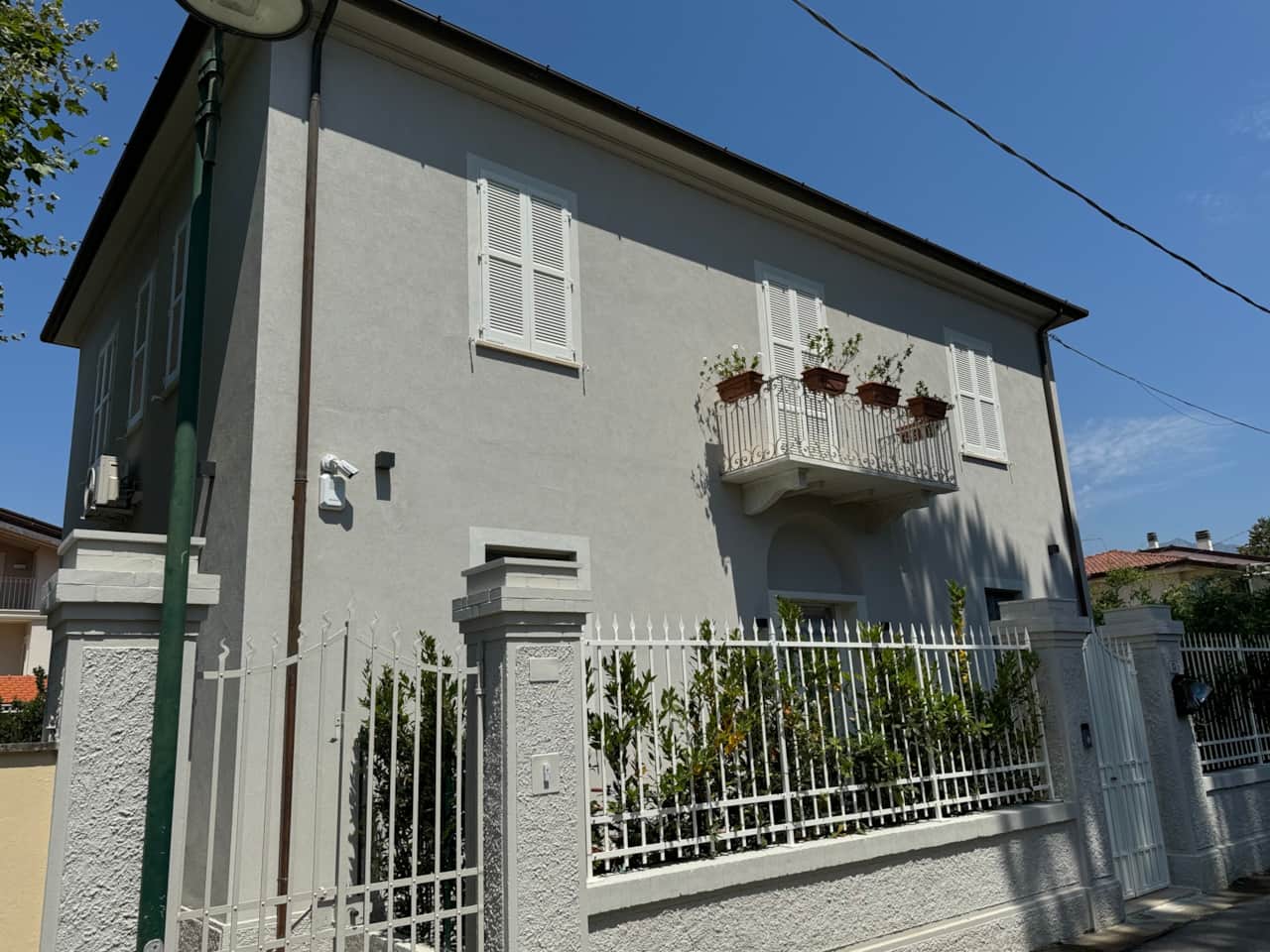 Esterno chiaro_2649