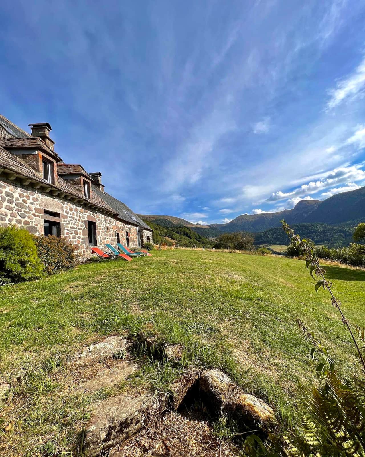 L'Impradine. Maison de vacances et de séminaires. Gîte 15 personnes.